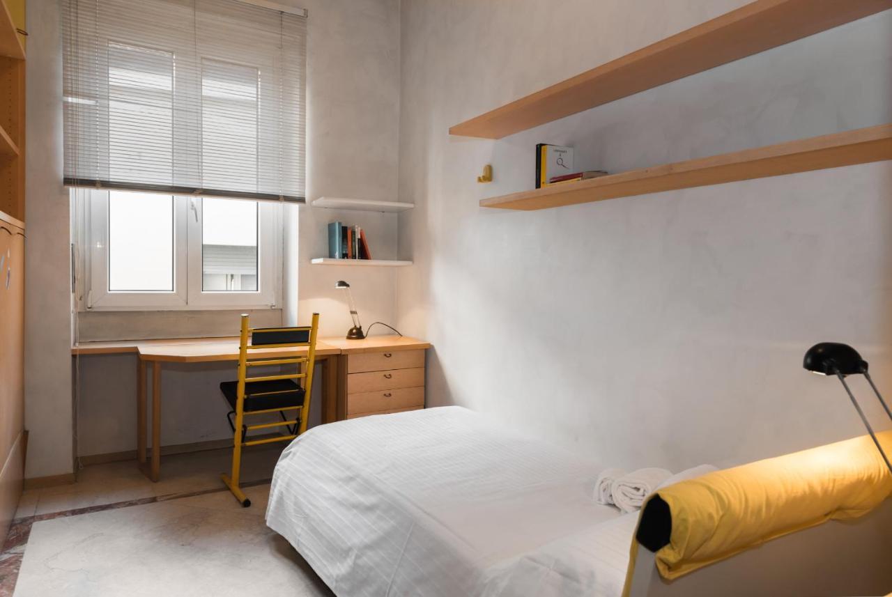 ヴェローナFlats4Rent Residenza Ai Tigliアパートメント エクステリア 写真