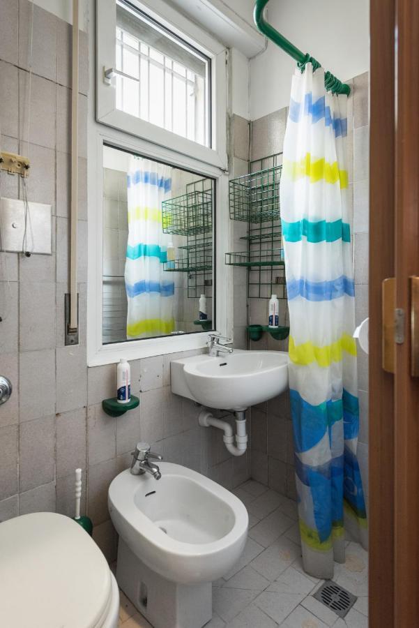 ヴェローナFlats4Rent Residenza Ai Tigliアパートメント エクステリア 写真