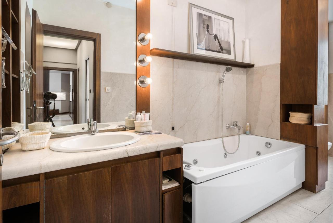 ヴェローナFlats4Rent Residenza Ai Tigliアパートメント エクステリア 写真